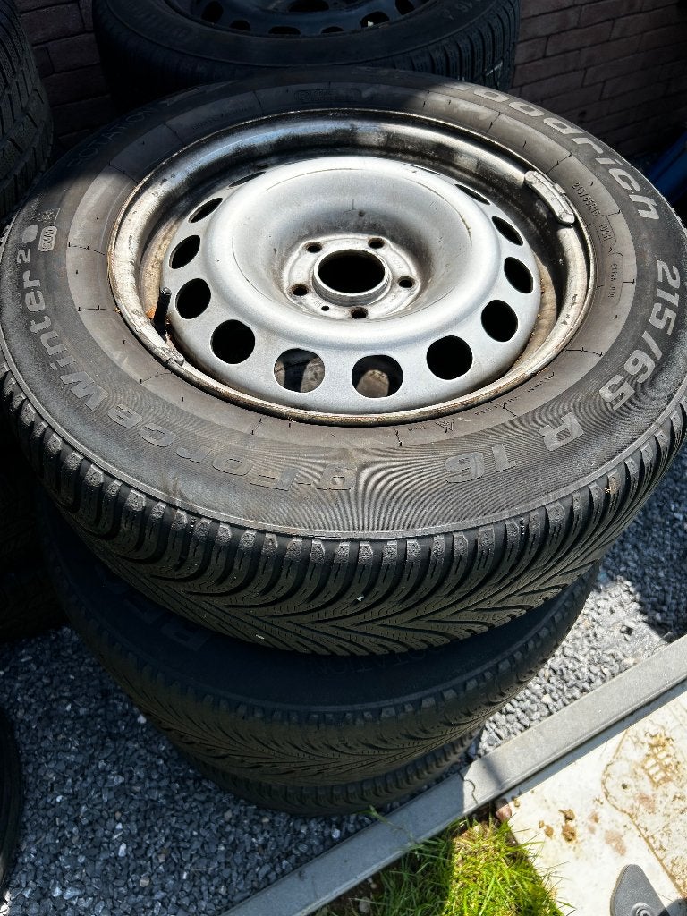 Stalen 16” velgen Peugeot citroen met winterbanden, Auto-onderdelen, Banden en Velgen, Ophalen, Velg(en), 16 inch, Winterbanden