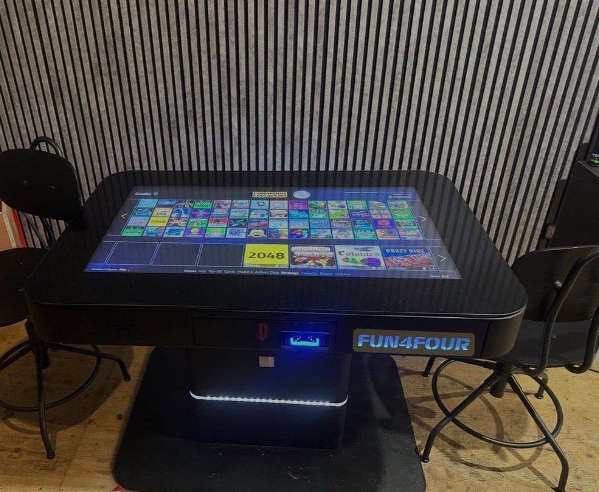Fun4four speeltafel, Games en Spelcomputers, Ophalen, Gebruikt
