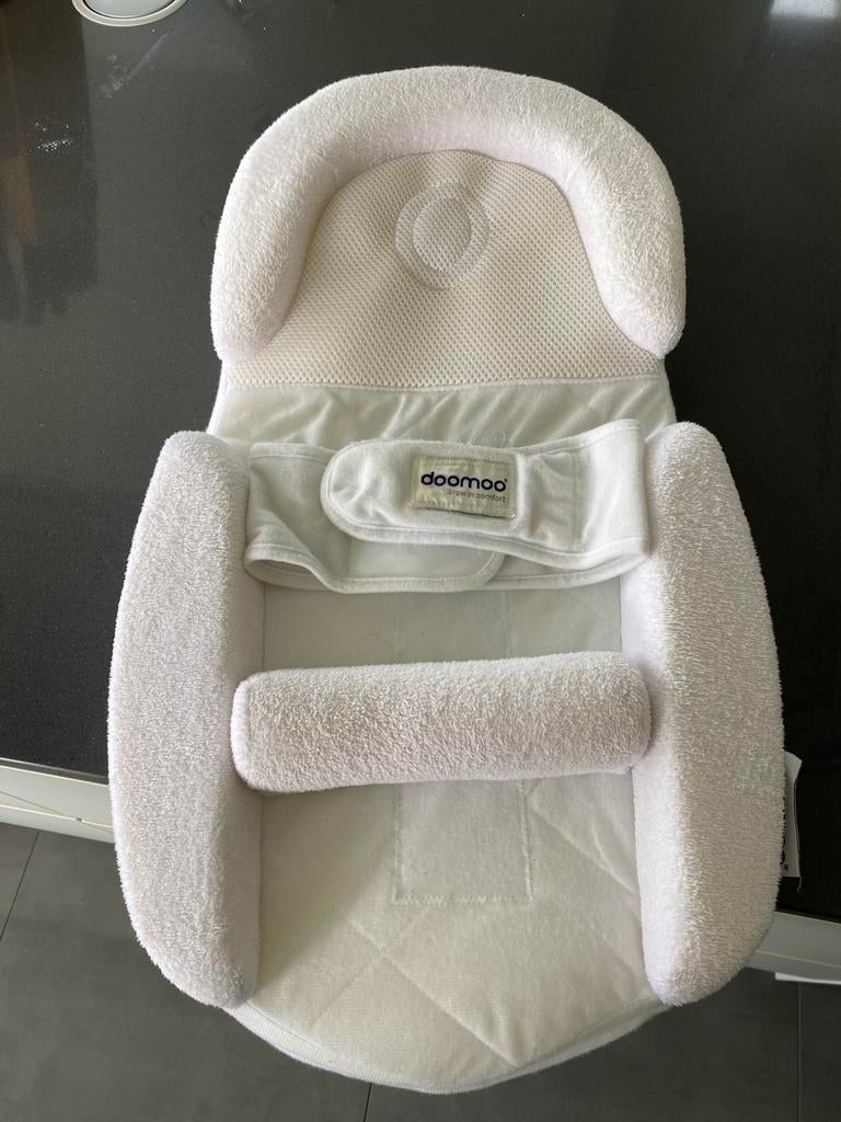 Babynestje doomoo, Kinderen en Baby's, Ophalen, Zo goed als nieuw