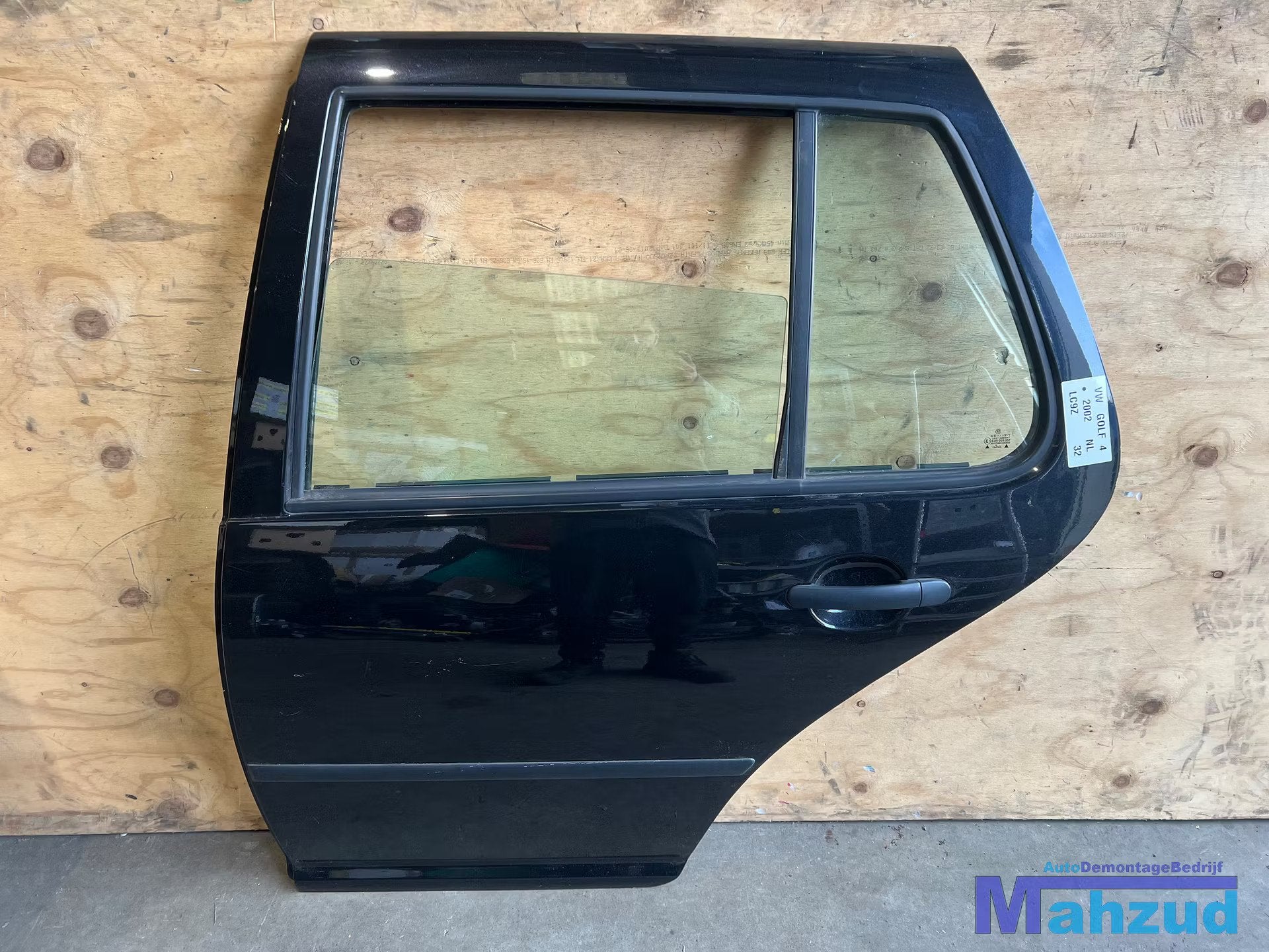 VW GOLF 4 Zwart LC9Z links achter deur 1998-2003, Auto-onderdelen, Gebruikt, Volkswagen AG, Vw@volkswagen.de, Achter