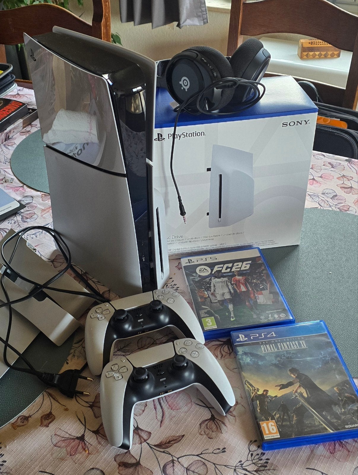 Lot PS5 Slim Digital 1 To, Consoles de jeu & Jeux vidéo, Enlèvement, Utilisé, Playstation 5 Digital