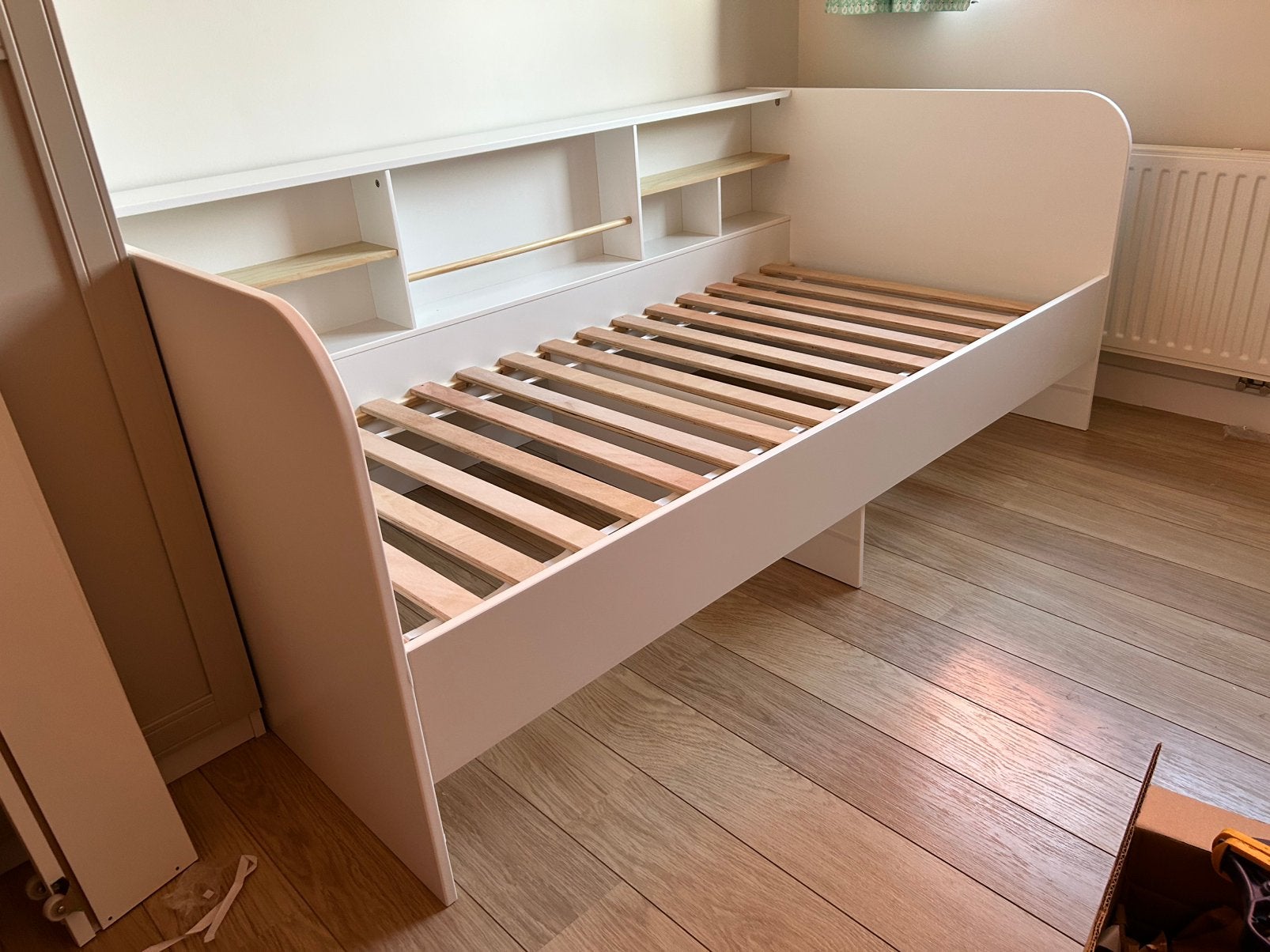 Lit enfant 90x190 - neuf et non utilisé, Maison & Meubles, Chambre à coucher | Lits, Enlèvement, Neuf, Une personne, Blanc