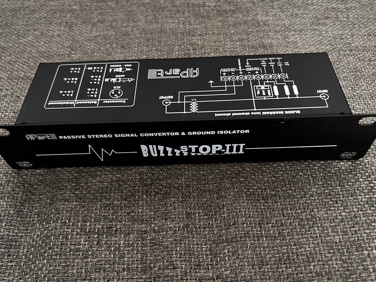Apart BUZZSTOP MKIII Passive Stereo Signal Converter&Ground, Enlèvement, Comme neuf