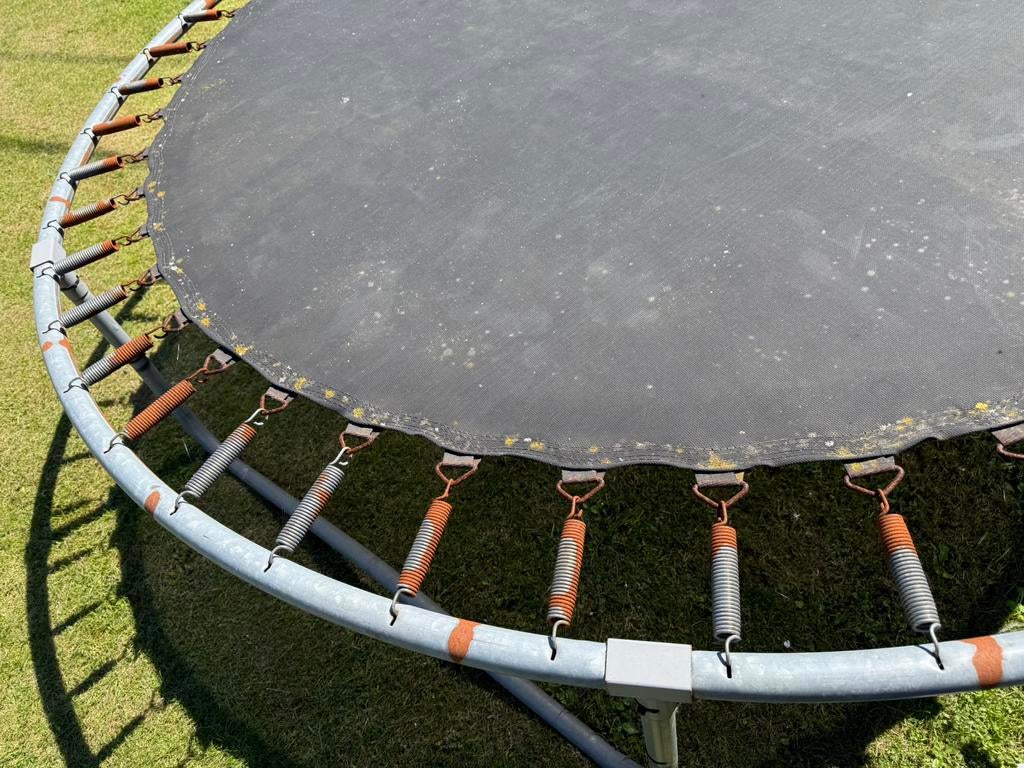 Trampoline, Ophalen, Gebruikt