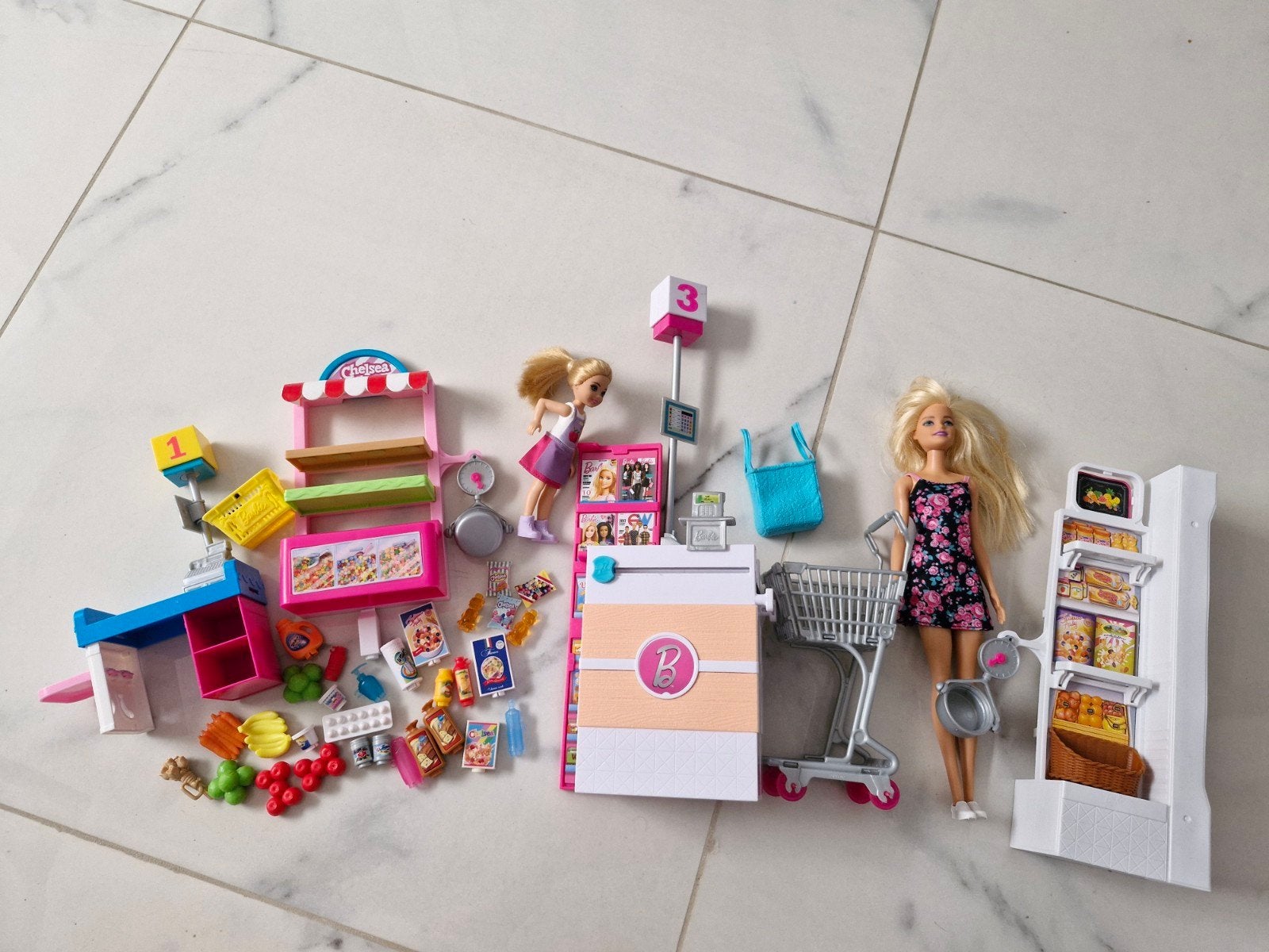 Barbie supermarkt en chelsea supermarkt, Enfants & Bébés, Jouets | Blocs de construction, Enlèvement