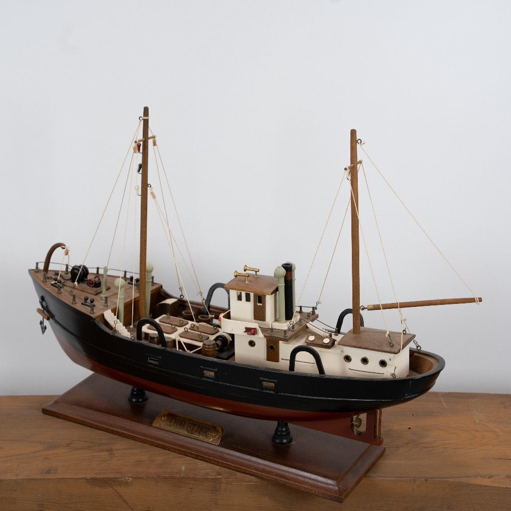 Decoratieve vintage vissersboot, Ophalen