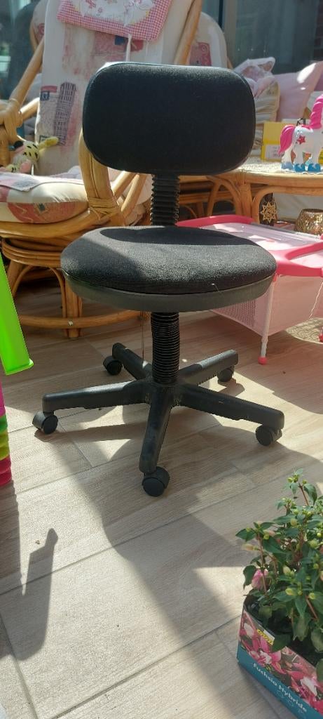 Chaise de bureau (basse), Enlèvement, Chaise de bureau