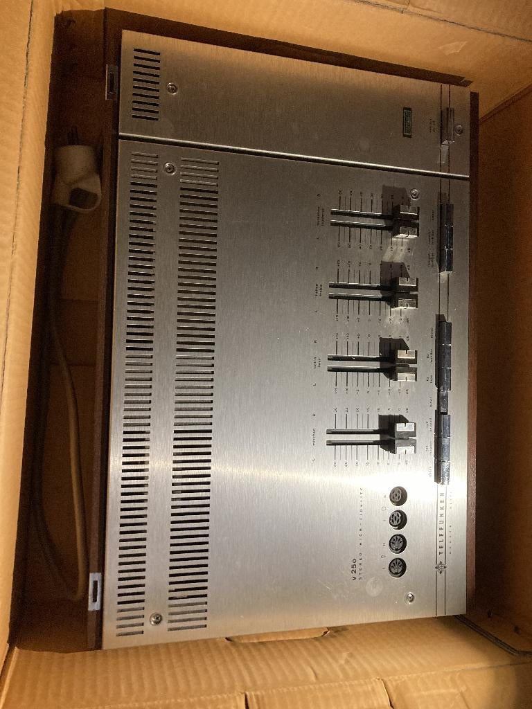 TELEFUNKEN Verstärker V250 HiFi, Audio, Tv en Foto, Ophalen, Gebruikt, Overige merken