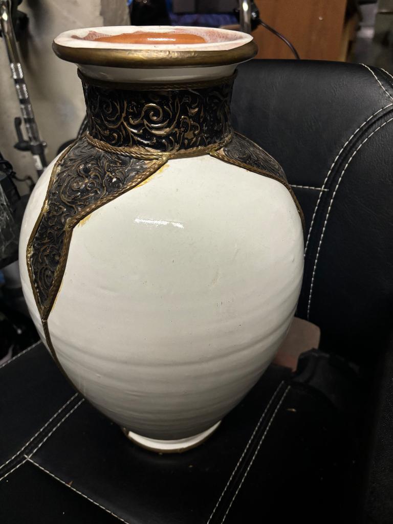 Vase décoratif, Enlèvement
