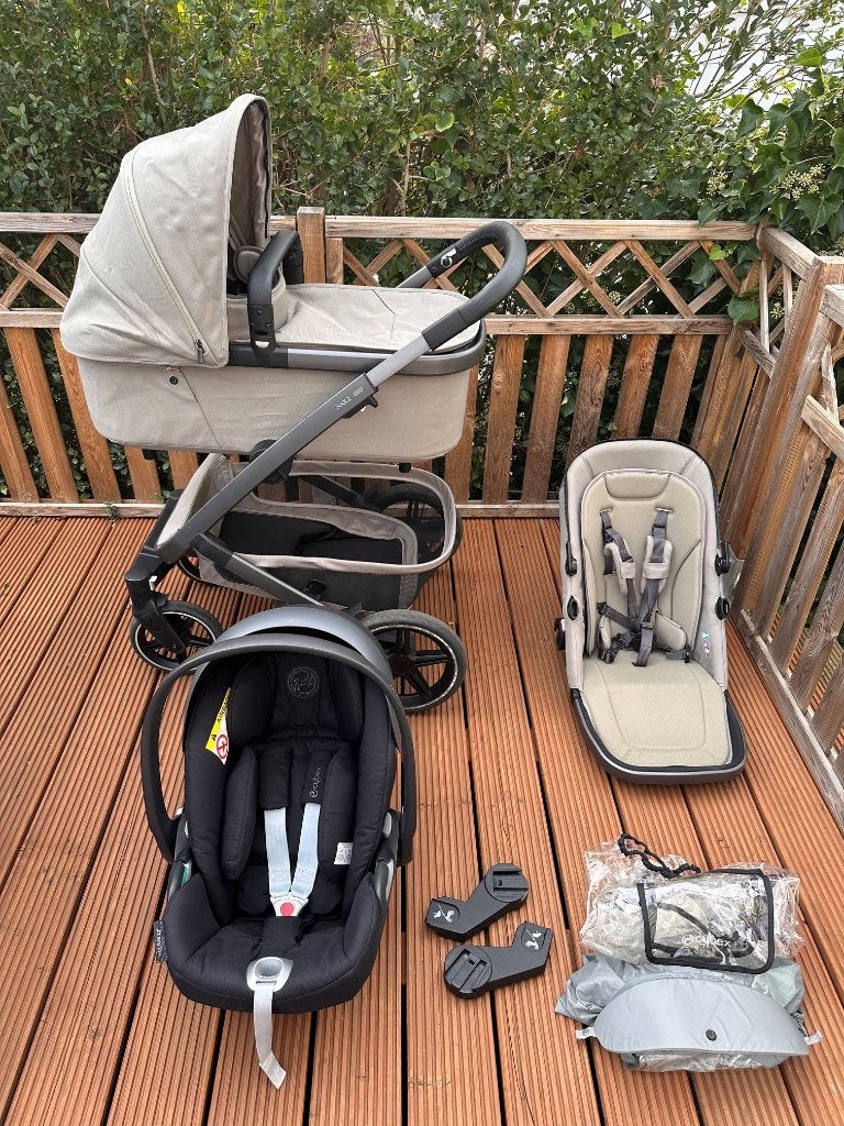 Poussette Joolz Geo 3 + siège-auto cybex + accessoires, Autres marques, Avec siège auto, Comme neuf, Enlèvement