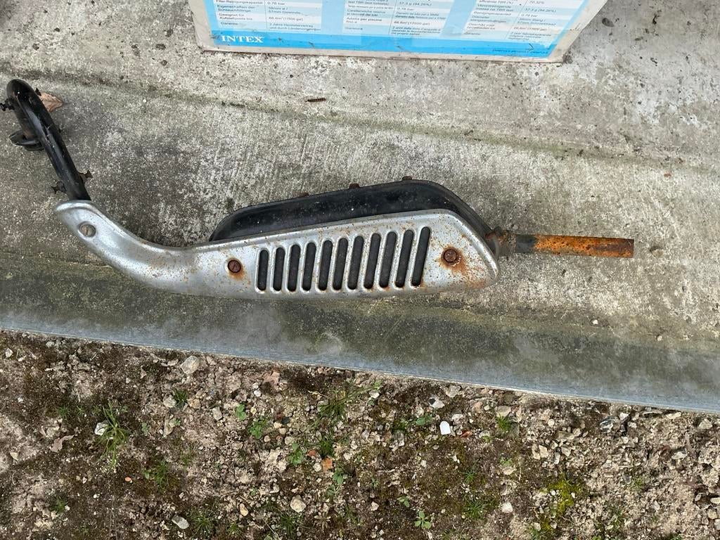 Originele uitlaat honda monkey, Fietsen en Brommers, Ophalen of Verzenden, Zo goed als nieuw