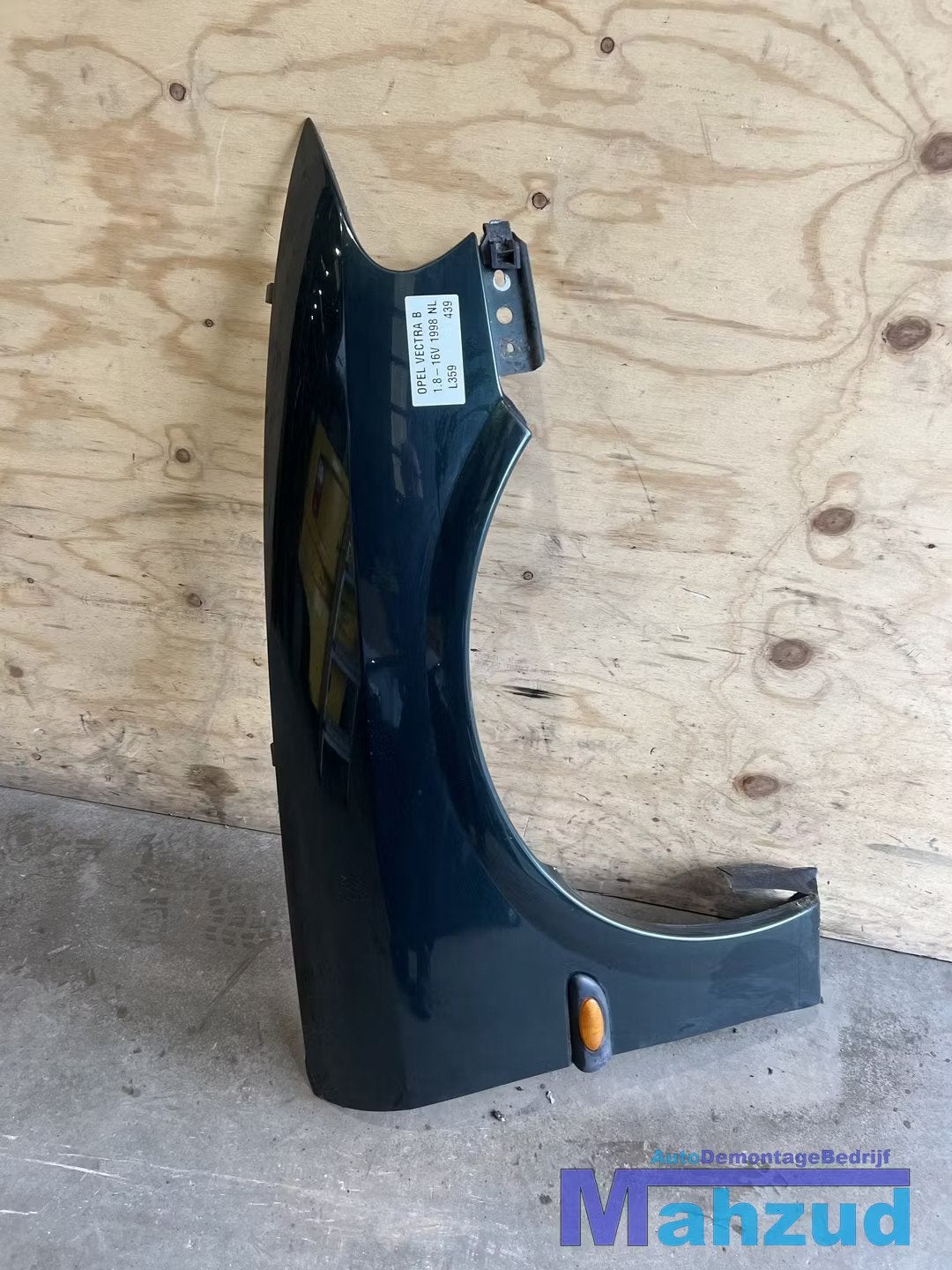 OPEL VECTRA B SEDAN Groen L359 rechts voorscherm 1995-2002, Auto-onderdelen, Carrosserie, Gebruikt, Opel Automobile GmbH, Kontakt@opel-infoservice.de