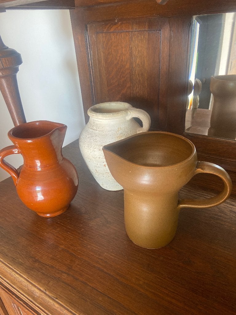3 decoratieve kruiken, Enlèvement