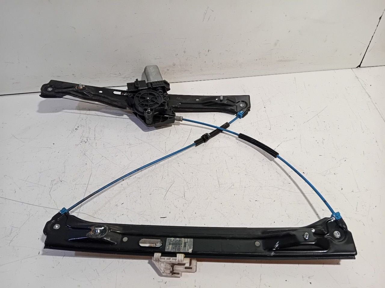 Raammechaniek elektrisch rechts voor BMW 3 serie, BMW, Onderdelen@venauto.nl, Van der Ven Autorecycling B.V., Ettenseweg 76, 4706 PB Roosendaal, The Netherlands