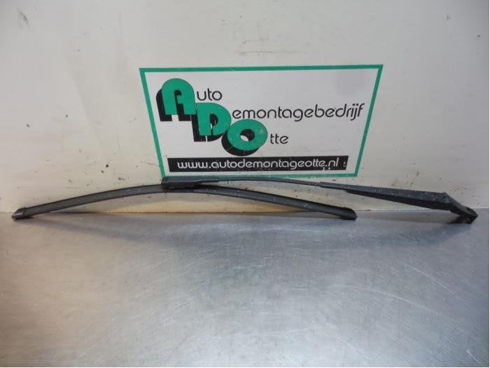 Bras essuie-glace avant d'un Opel Zafira B (Zafira B 05-), -, Opel, 3 mois de garantie, Utilisé