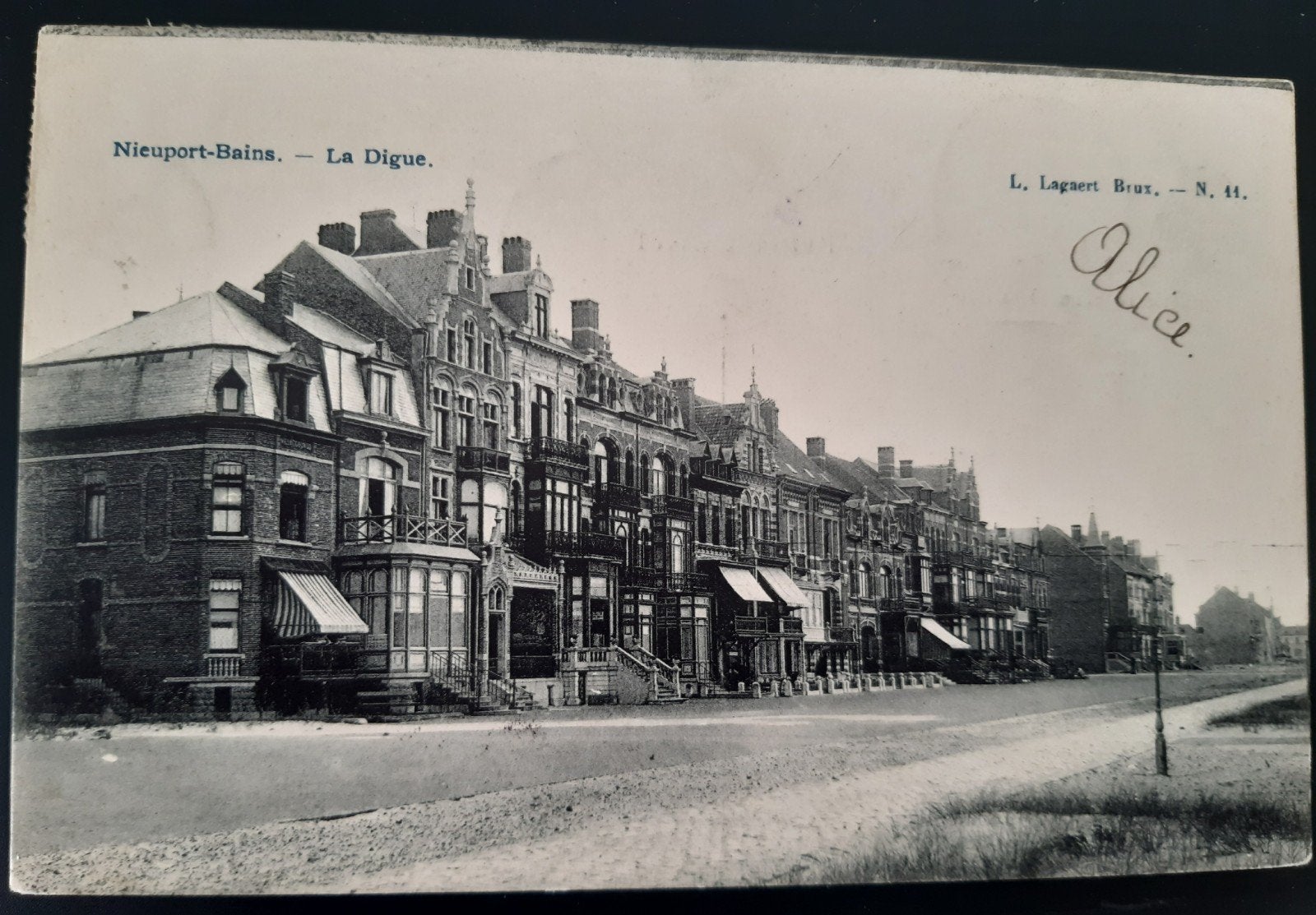 NIEUPORT NIEUWPOORT ZEEDIJK VILLAS DIGUE, Ophalen of Verzenden