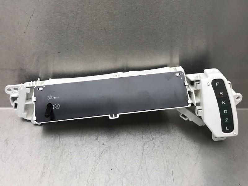 HORLOGE Toyota Previa (R3) (|8395028081|0559005630|), Utilisé, Toyota