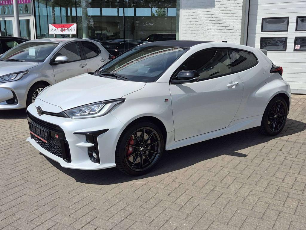Toyota Yaris GR 1.6 Turbo 4x4 *High Performance* 261pk *2024, Autos, Toyota, 186 g/km, Achat, Euro 6, Entreprise