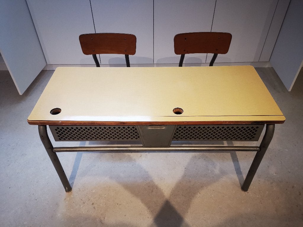 Schoolbank (per 2 zit), Ophalen