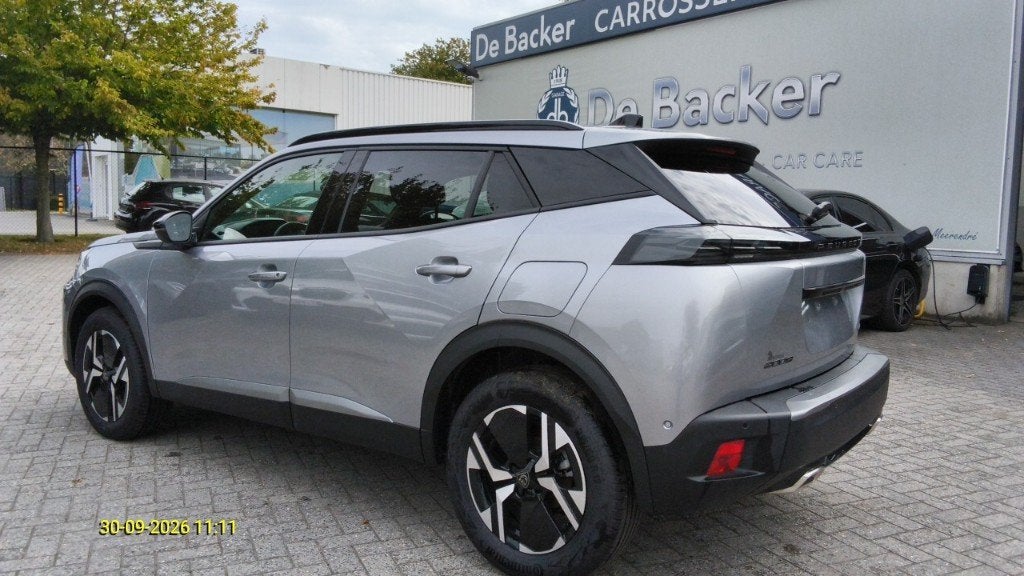 Peugeot 2008 Hybrid 145 e-DCS Allure (bj 2025, automaat), Auto's, Gebruikt, Bedrijf, 5 deurs, Hybride Elektrisch/Benzine