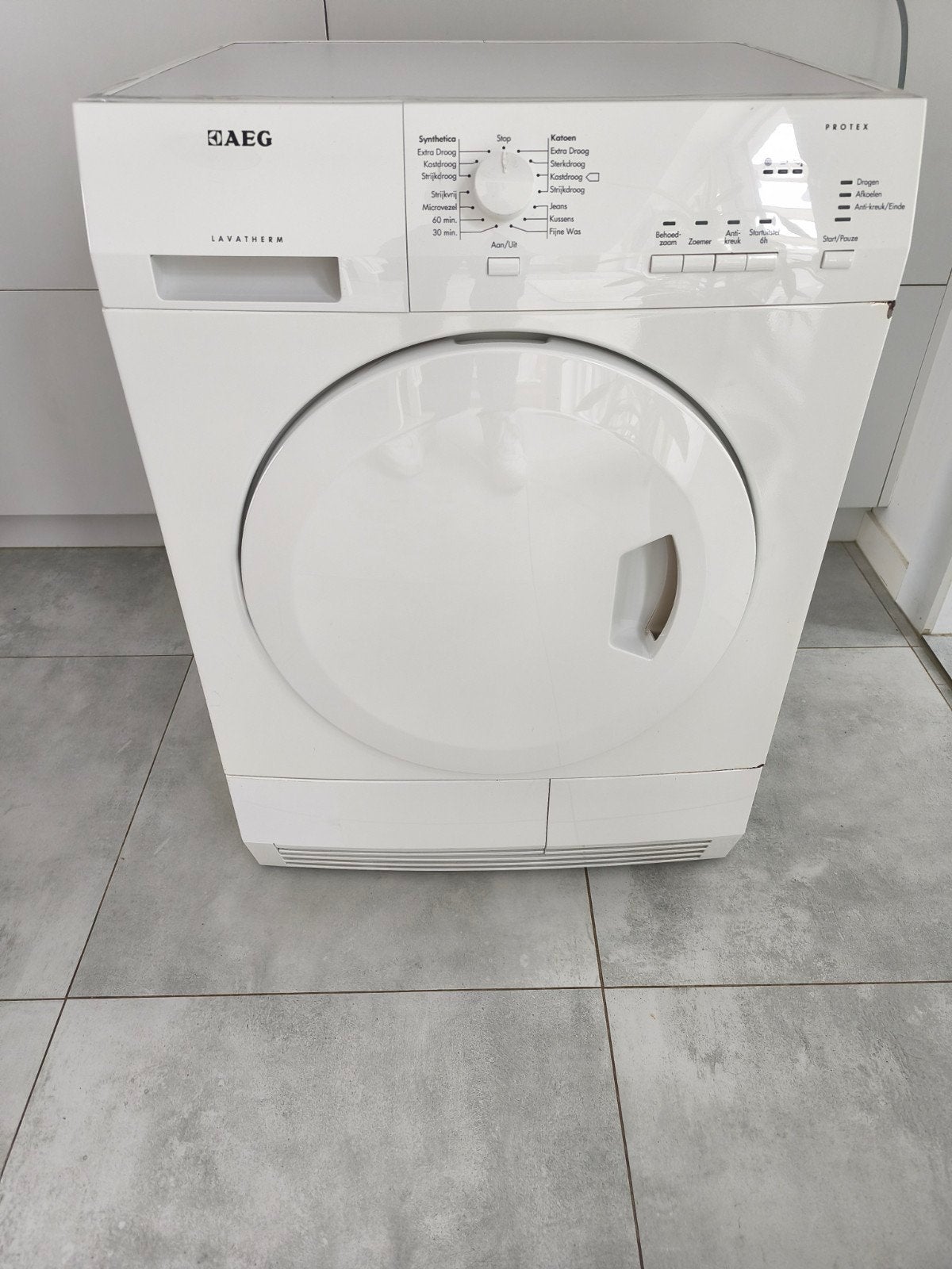 AEG Droogkast, Elektronische apparatuur, Droogkasten, Ophalen