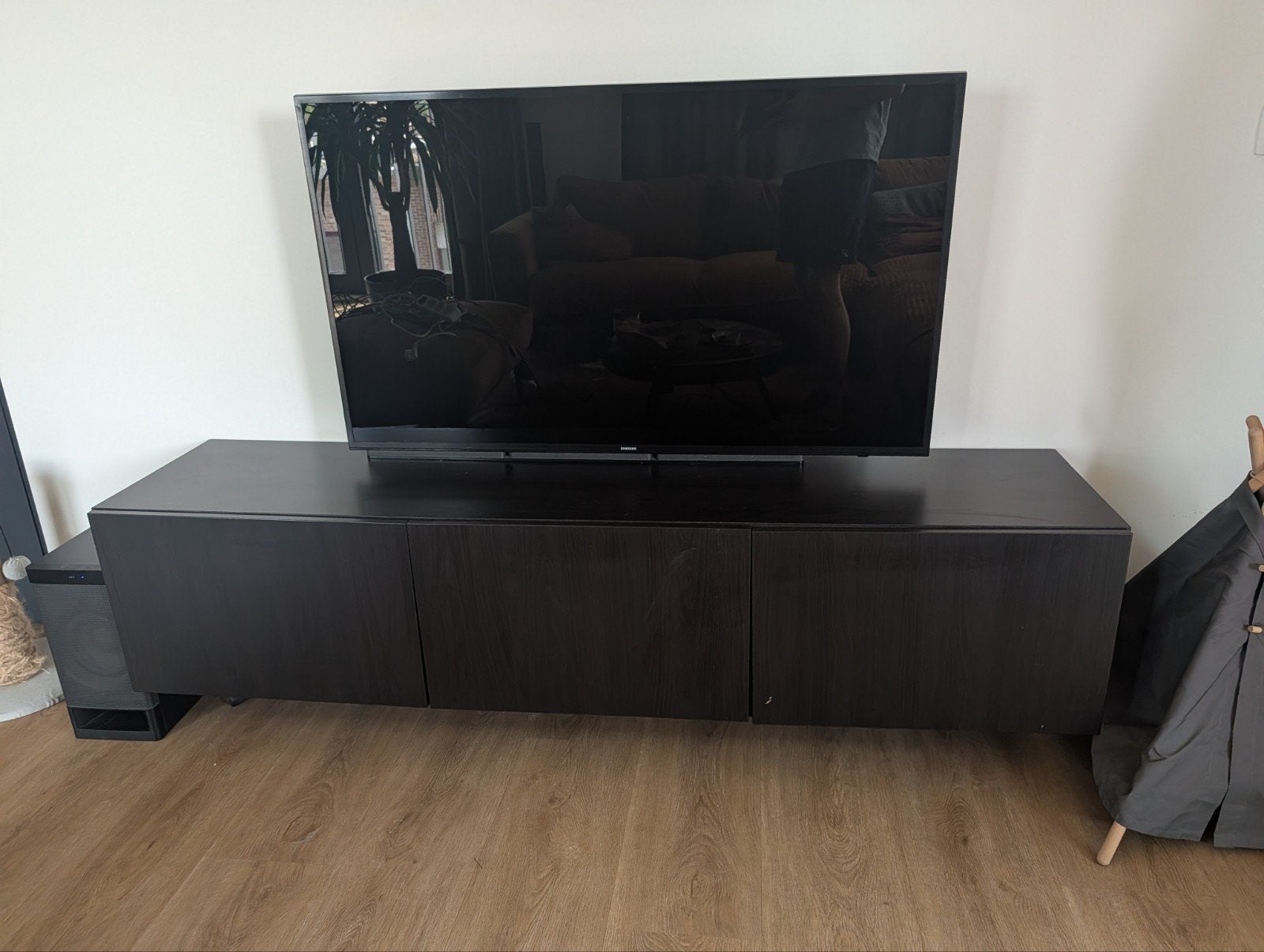 Tv meubel, Ophalen