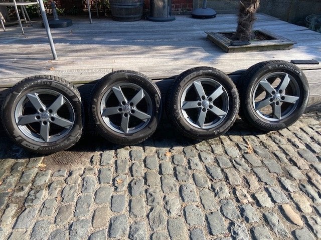 Pneus d'hiver + jantes en aluminium VW, 16 pouces, Véhicule de tourisme, Enlèvement, Utilisé
