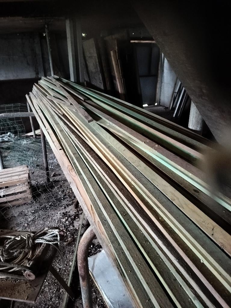 tengellatten, Doe-het-zelf en Bouw, Ophalen, Zo goed als nieuw, Hout, Overige typen