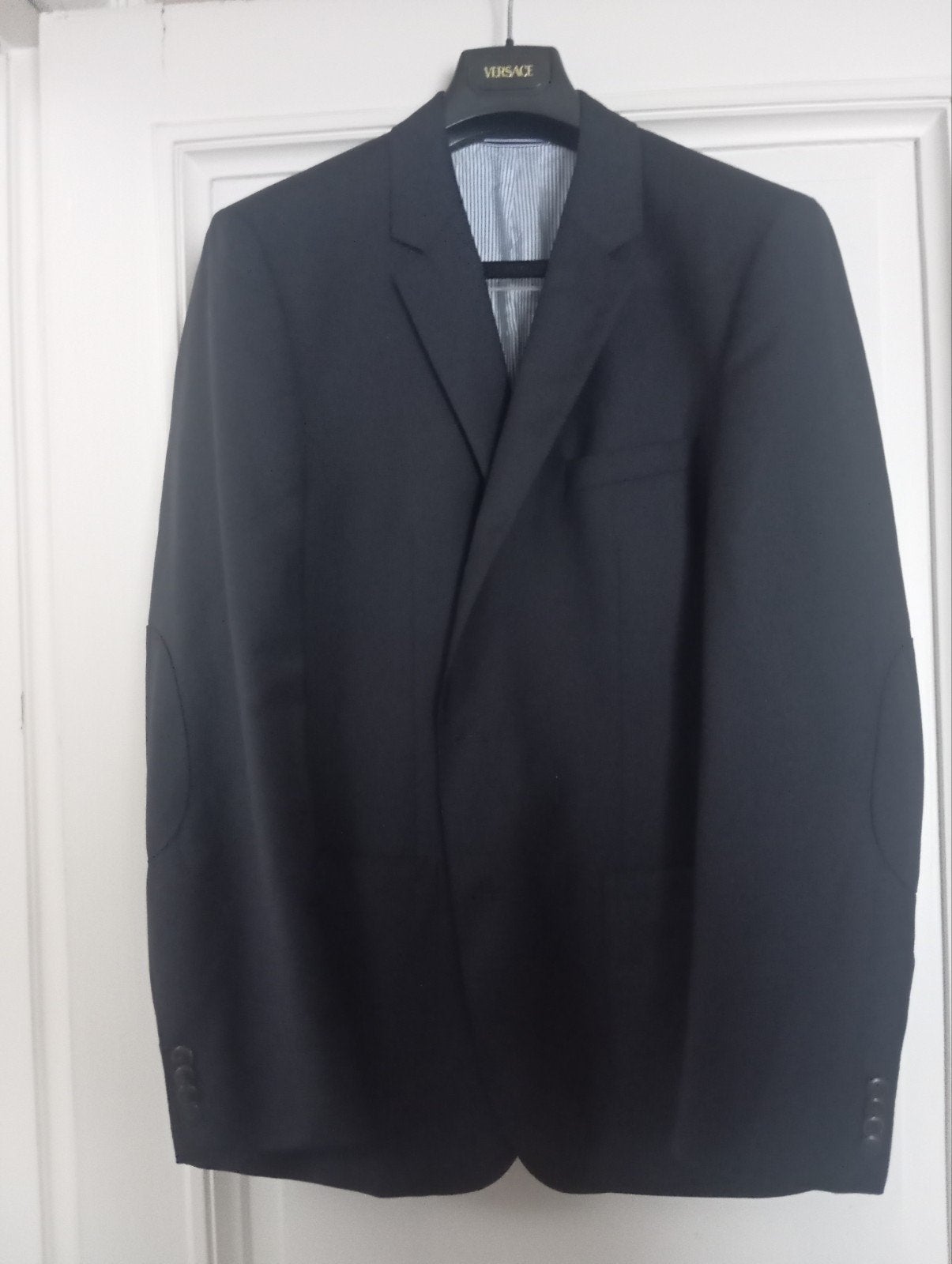 Couturier Tommy Hilfiger : blazer noir, Monticello - sauf 54, Vêtements | Hommes, Costumes & Vestes, Enlèvement ou Envoi