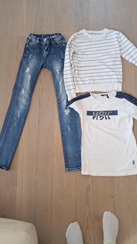 3 delig setje - 146, Meisje, Ophalen of Verzenden, Setje, Guess