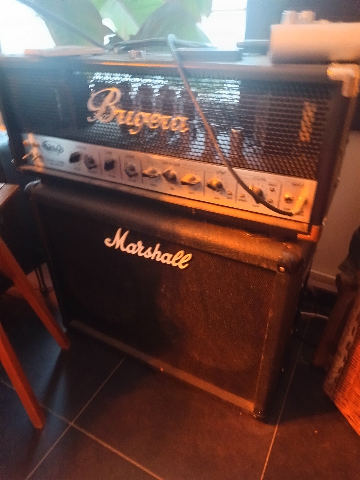 versterker, box en gitaar, Ophalen, Gitaar