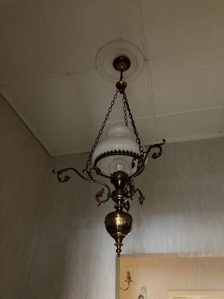 Belle lampe suspendue de style lampe à huile vintage, Antiquités & Art, Antiquités | Éclairage, Enlèvement