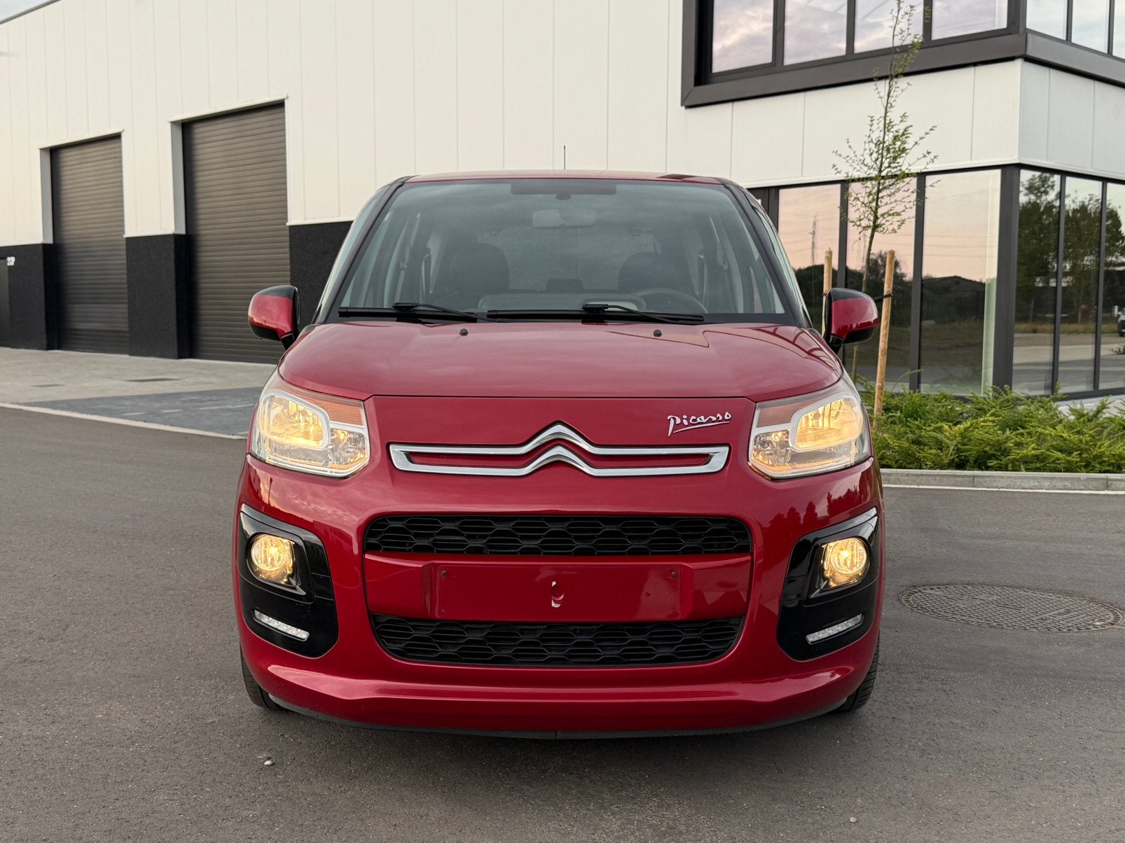 Citroën C3 Picasso - 1.4 Essence - Garantie 12M, Autos, Rouge, Euro 5, Achat, Entreprise