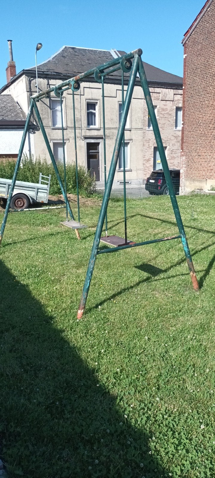 Balançoire, Enlèvement, Balançoire