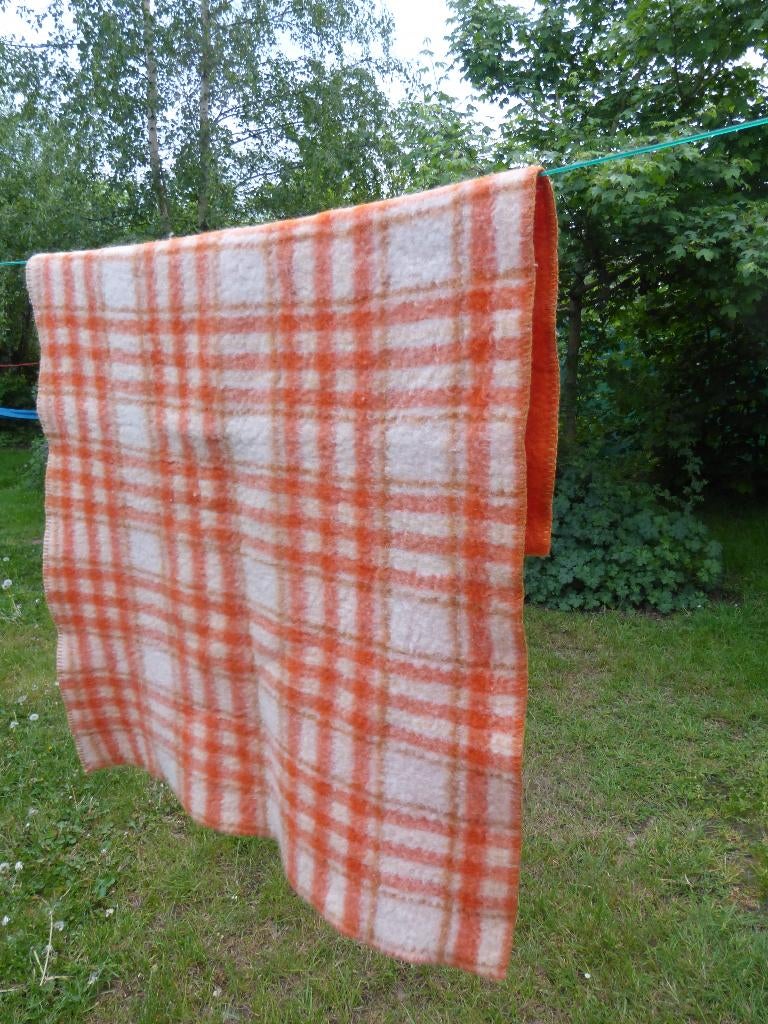Warm wollen ledikantdekentje, Enfants & Bébés, Couvertures, Sacs de couchage & Produits pour emmailloter, Utilisé, Couverture