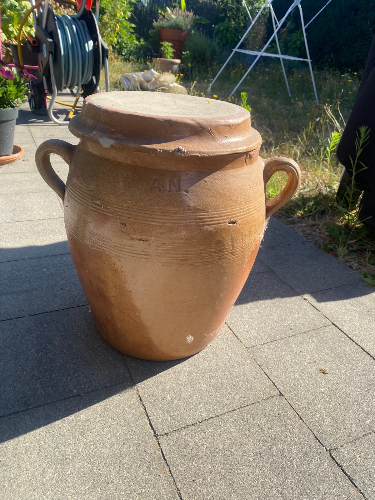 Antieke kruik, Ophalen