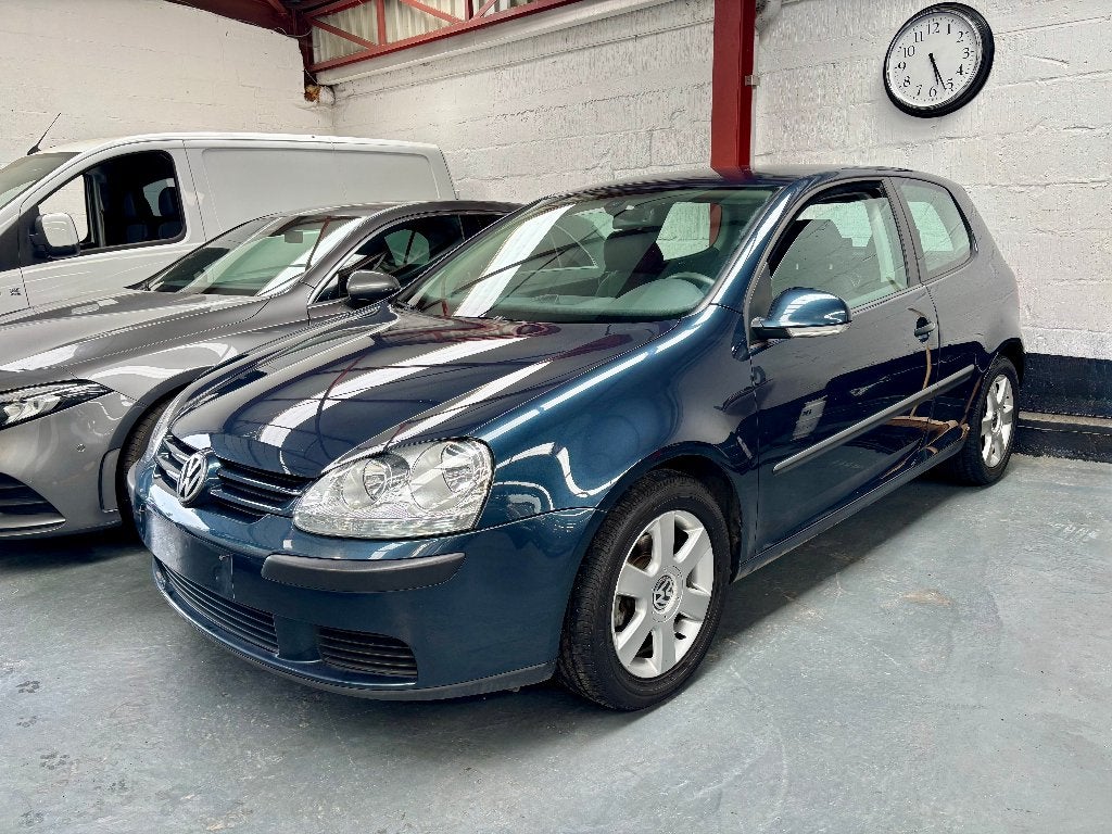 Golf 5 1.4 ess 84000 km !!! car-pass, Autos, Achat, Entreprise, Boîte manuelle, Entretenue par le concessionnaire