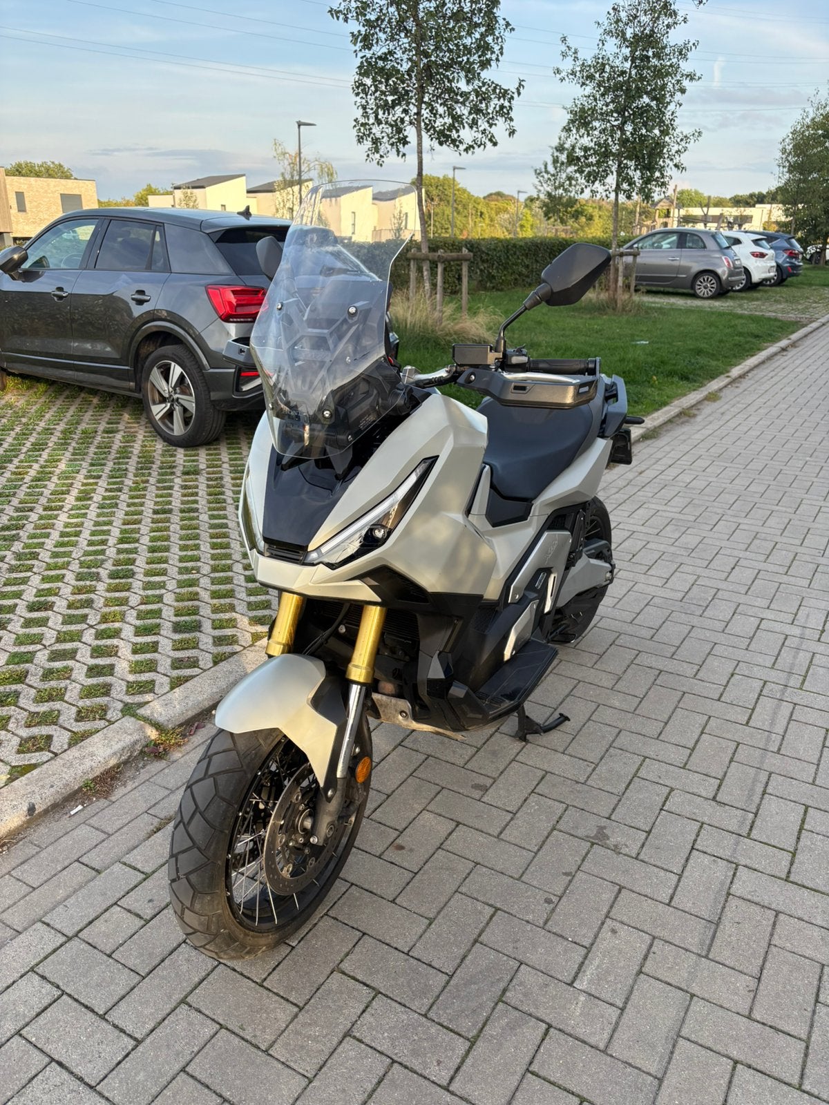 Honda xadv 750 uit 2025, Ophalen, 6 versnellingen, Zo goed als nieuw, Honda