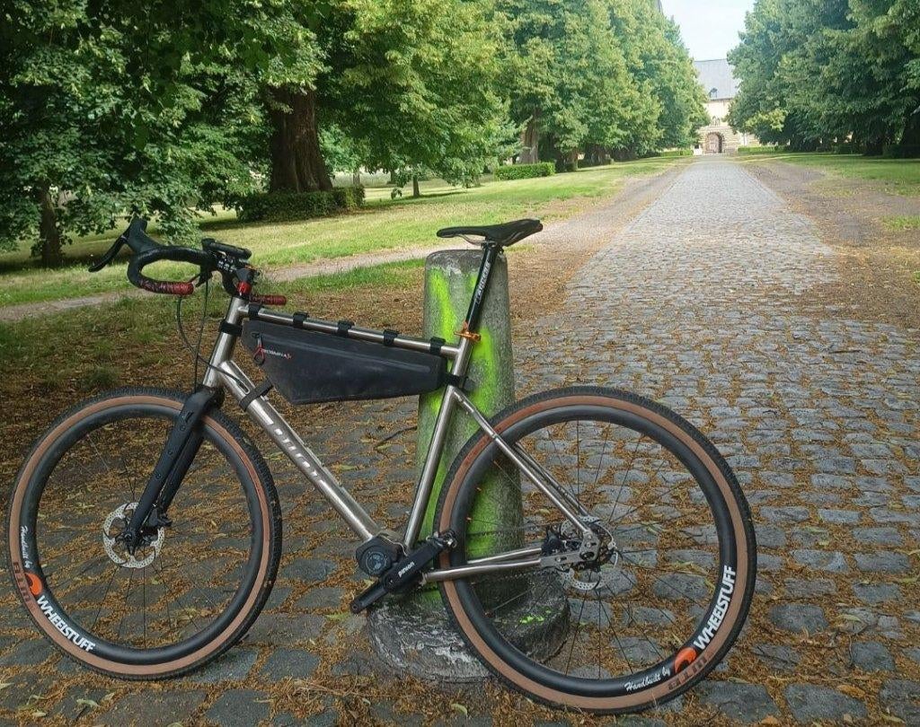 GRAVEL PILOTCYCLES SCRAM Ti PINION SMARTSHIFT maat 60, Fietsen en Brommers, 28 inch, 10 tot 15 versnellingen, Zo goed als nieuw