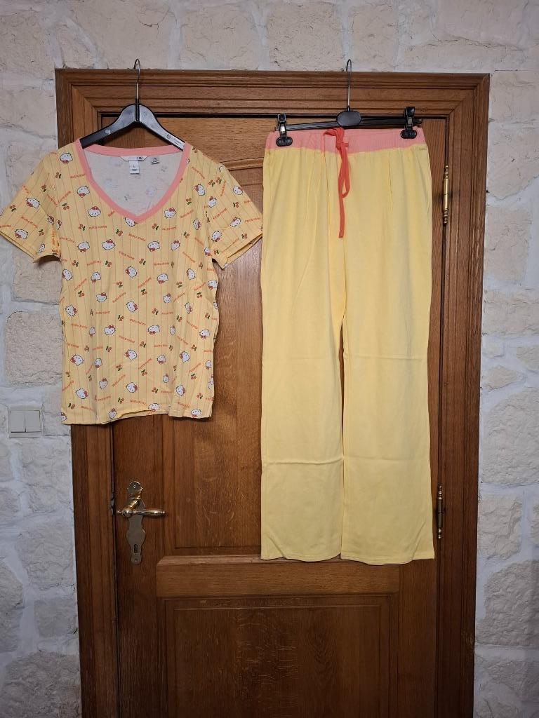 Pyjama 2 pièces neuf Hello Kitty, Kleding | Dames, Ophalen, Nieuw