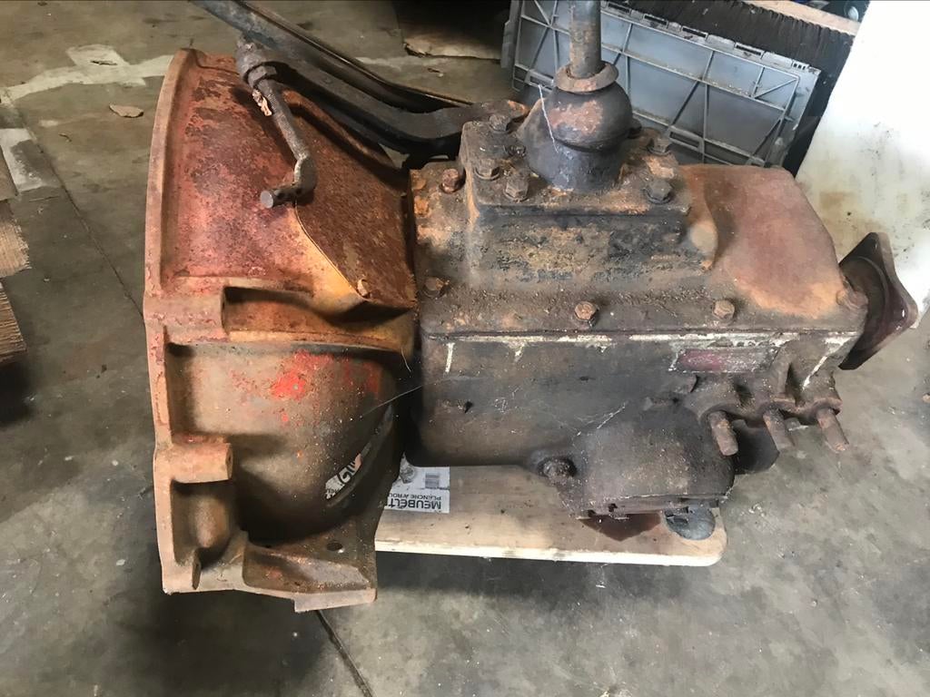 Versnellingsbak  brandweerwagen Chevrolet 10700 bwj ‘59, Auto-onderdelen, Transmissie en Toebehoren, Ophalen of Verzenden, Chevrolet