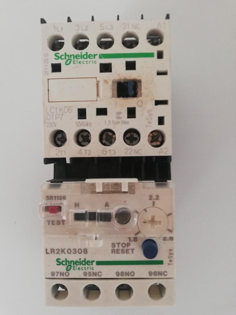 Schneider Contactor LC1K06 01P7 + LR2K0308, Enlèvement ou Envoi, Utilisé, Interrupteur