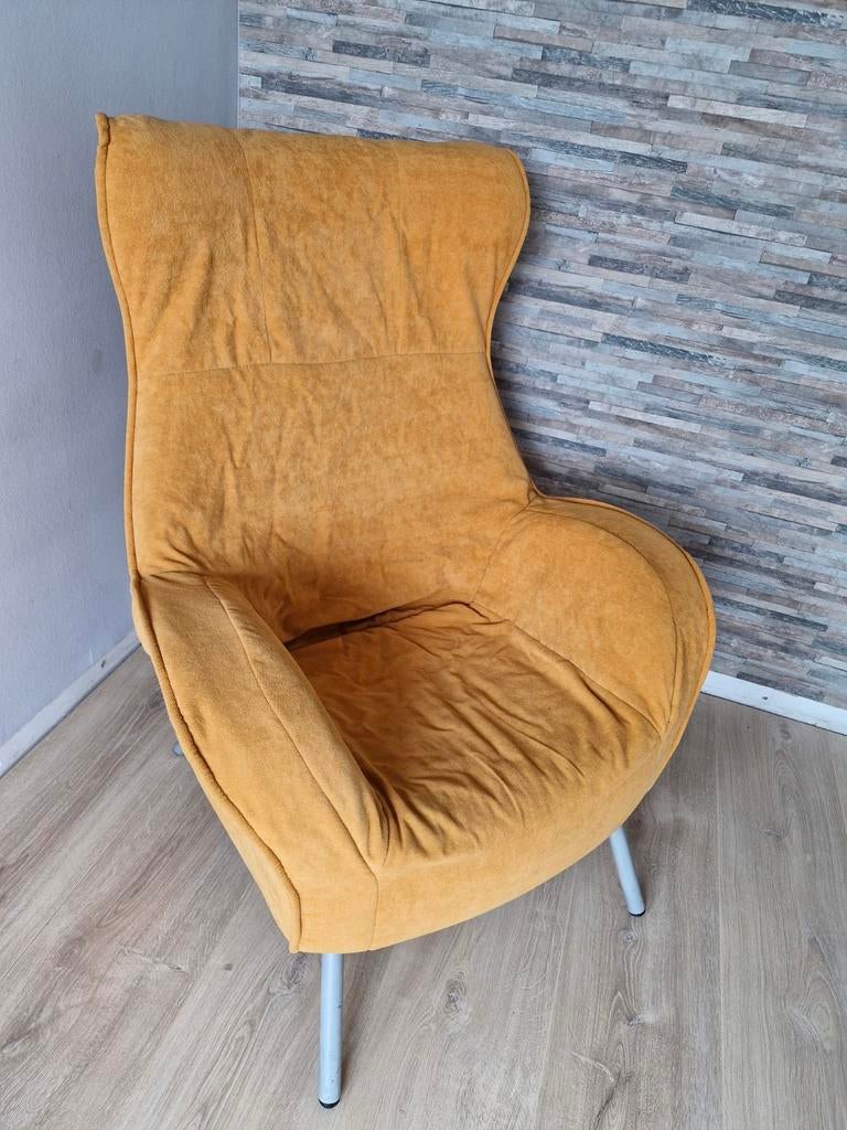 Knusse fauteuil in stof kleur oker, Ophalen, Stof