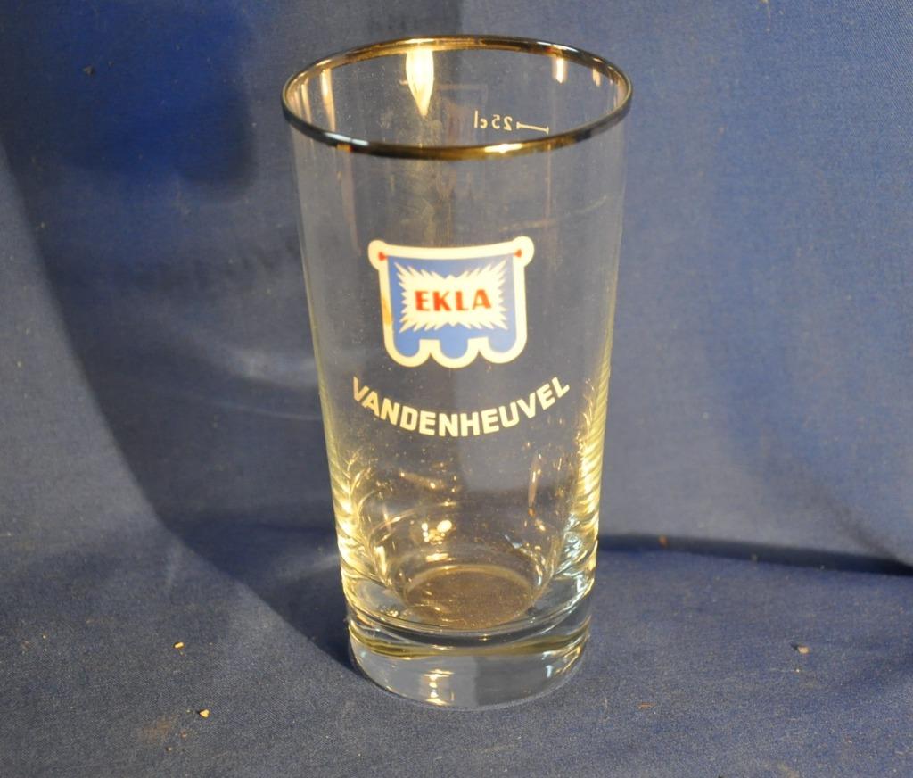 ancien verre a biere ekla (2), Enlèvement ou Envoi, Comme neuf, Verre ou Verres, Autres marques