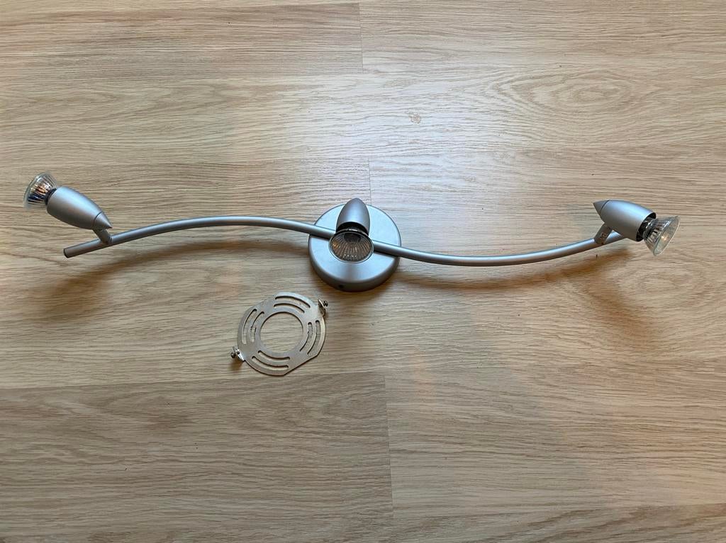 IKEA gebogen rail met 3 Spots, Halogène, Spot encastrable ou Spot mural, Enlèvement, Utilisé