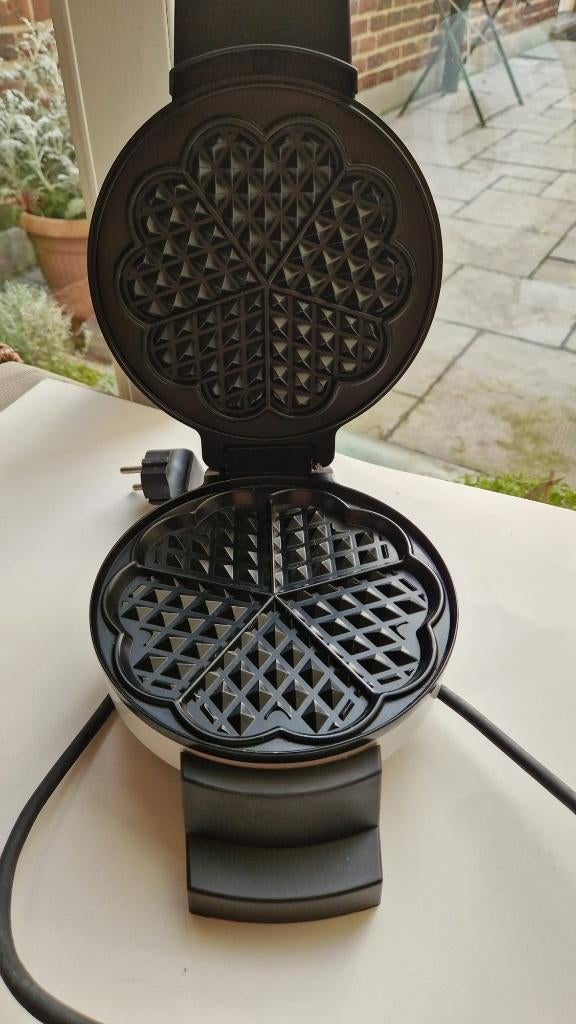 wafelijzer hartjes Severin, Ophalen of Verzenden, Zo goed als nieuw
