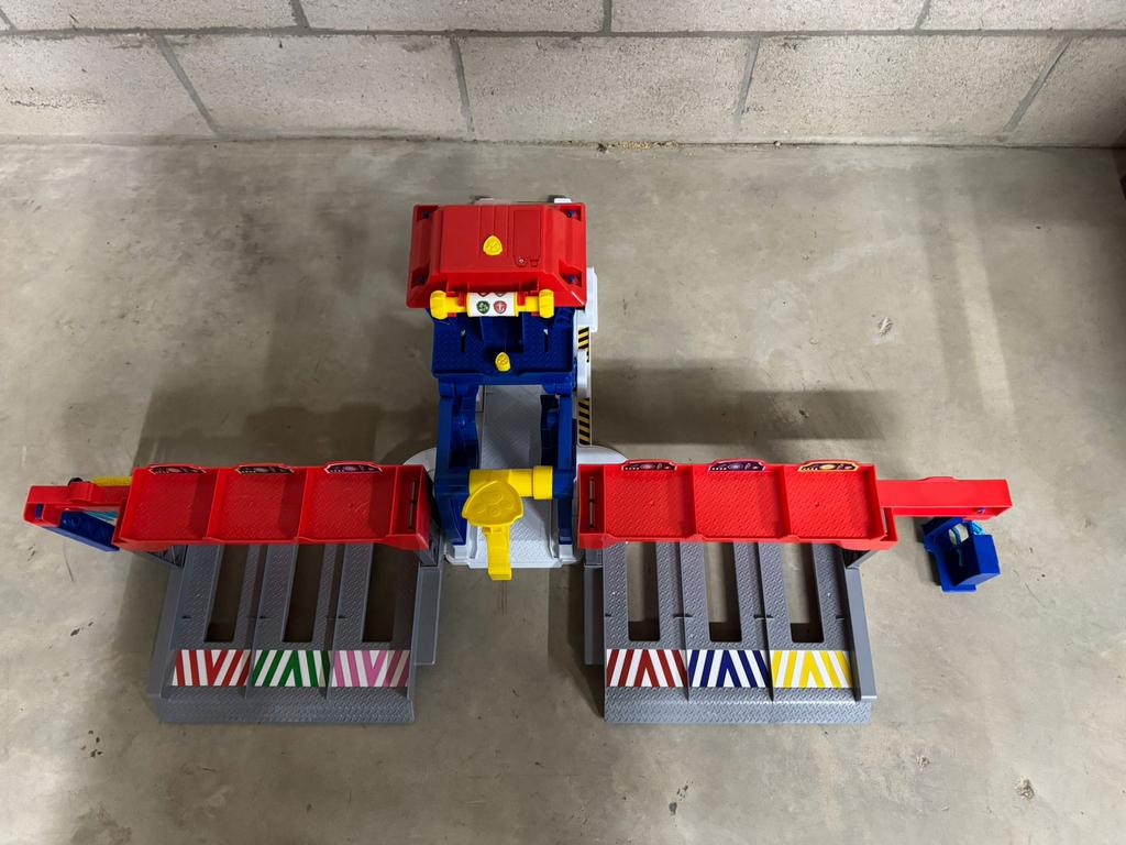 Paw patrol highway rescue hoofdkwartier, Kinderen en Baby's, Ophalen, Zo goed als nieuw