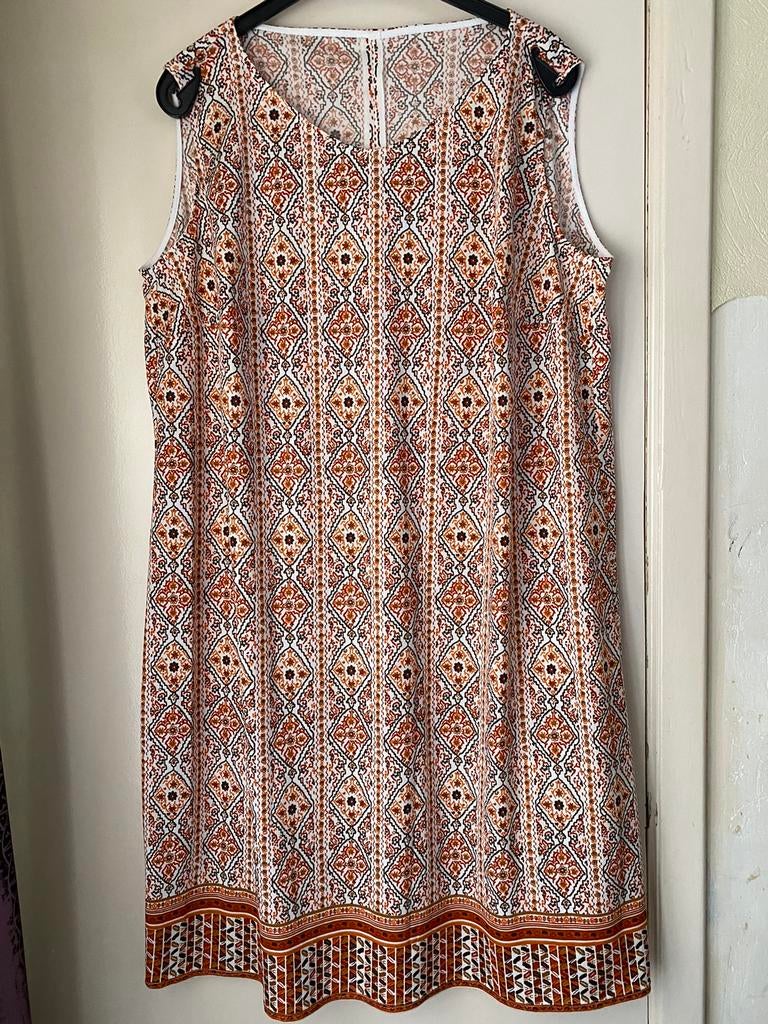 Jurk met etnische print handgemaakt maat 50 XL lees, Kleding | Dames, Ophalen of Verzenden, Jurk