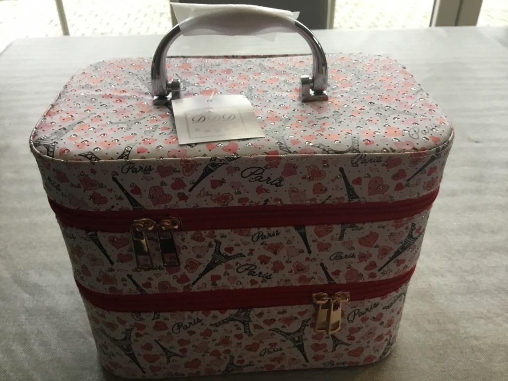 beautycase  Paris DDD, Ophalen, Nieuw, Met spiegeltje(s), Hardcase
