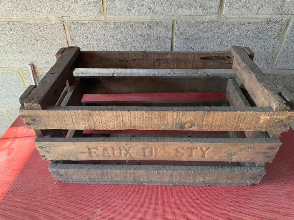 Ancien casier de brasserie en bois « eau de sty », Collections, Enlèvement, Utilisé